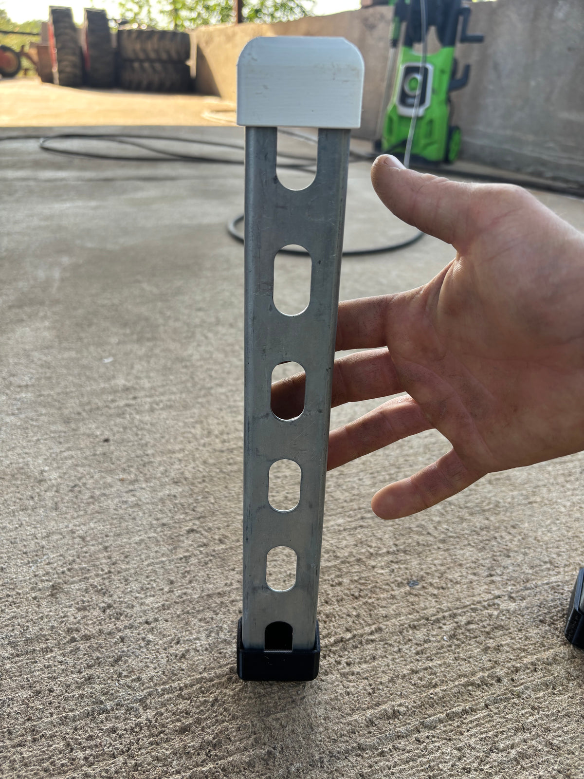 Uni strut end caps